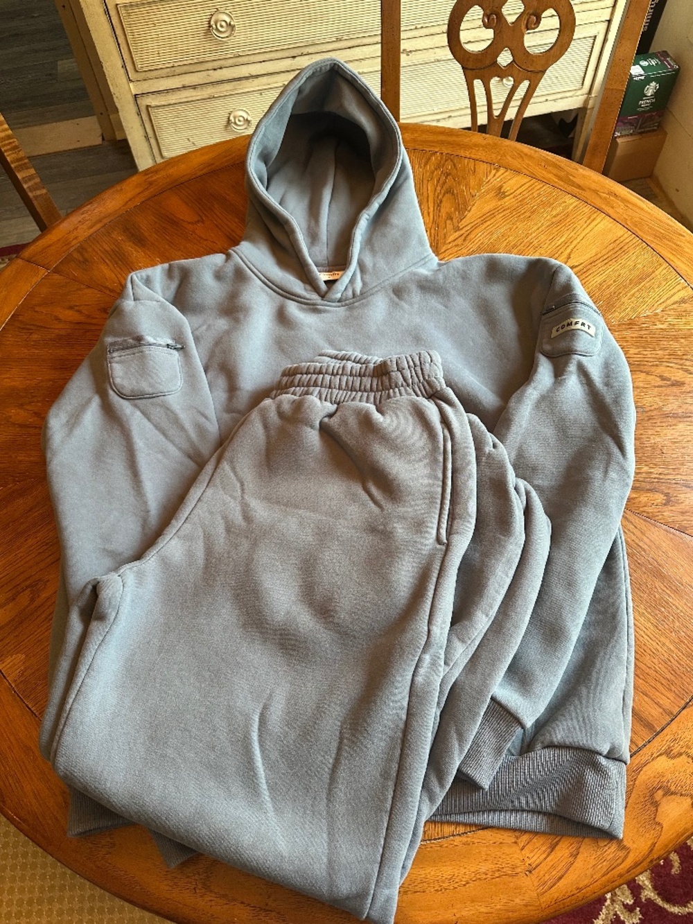 Comfrt “Travel Essentials” Matching Hoodie & Sweatpants Set | Sky | XL/L